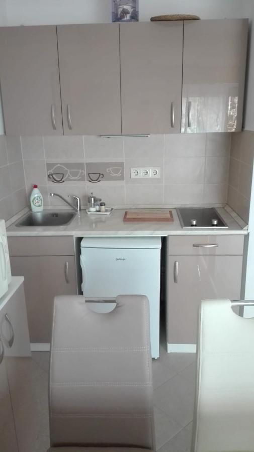 Lavender Apartment เฮวิซ ภายนอก รูปภาพ