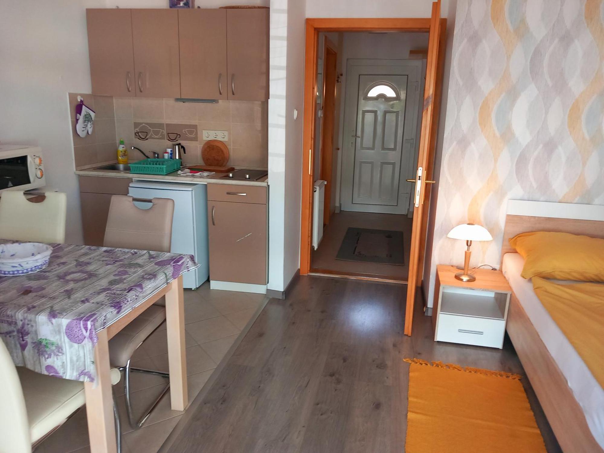 Lavender Apartment เฮวิซ ภายนอก รูปภาพ